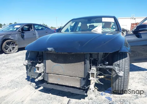 2018 BMW 320I from USA, damaged, VIN WBA8E1G59JNU93447